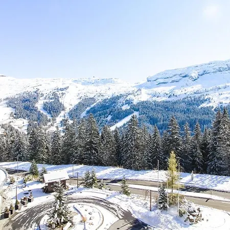 Beautiful One-bedroom With Fireplace And Stunning Views Διαμέρισμα